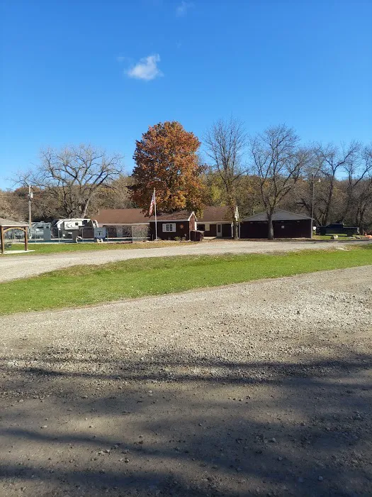 Camp At the Woods (Open Year Around) Picture 9
