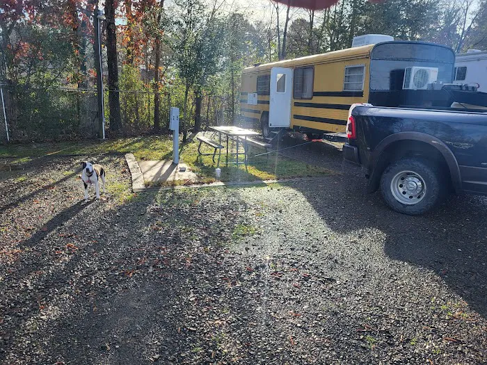 Leisure Landing RV Park Picture 7
