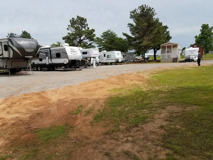 Red's Rockin RV Park Picture 2