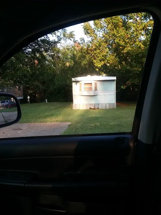 Hilltop Mobile Home Park Picture 9