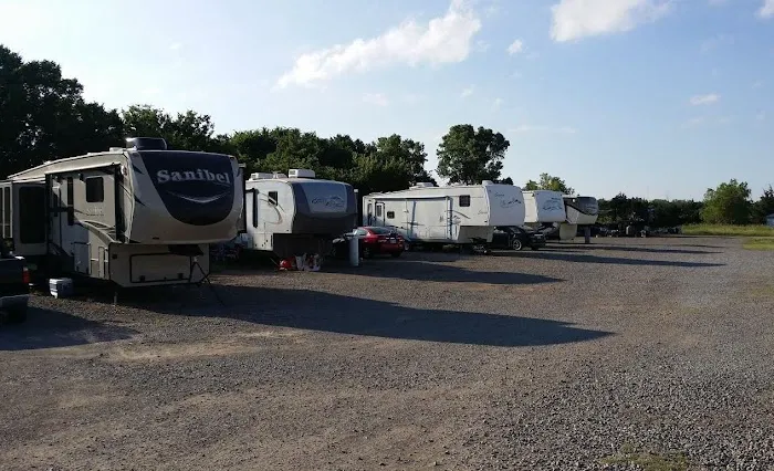 Country Horizon RV Park Picture 7