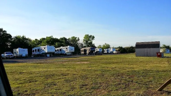 Country Horizon RV Park Picture 10