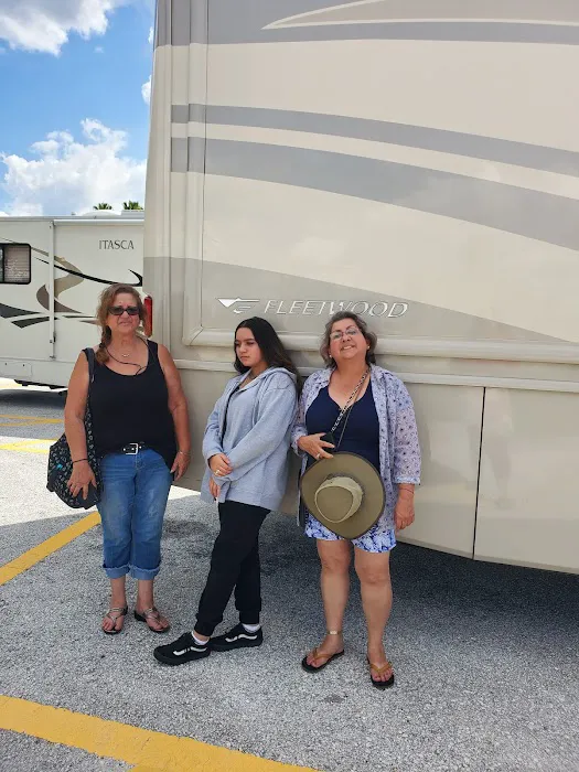 RV Campground Picture 9