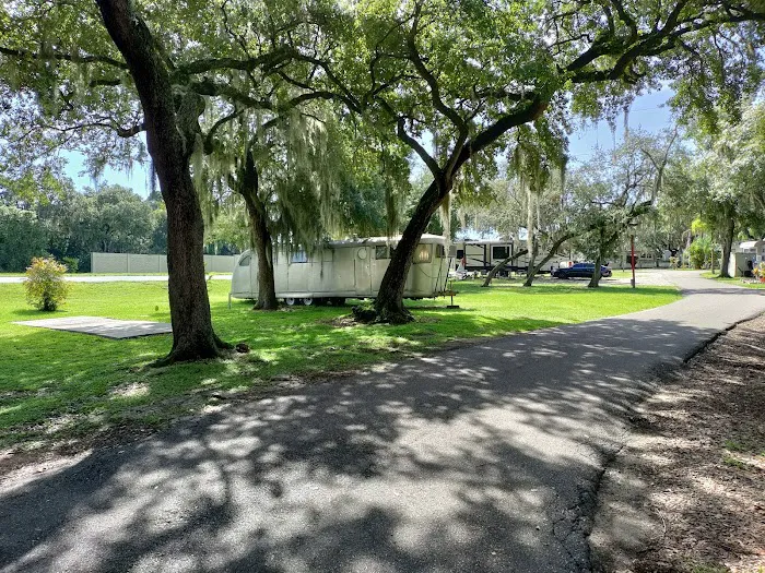 Paradise Island RV Park Picture 4