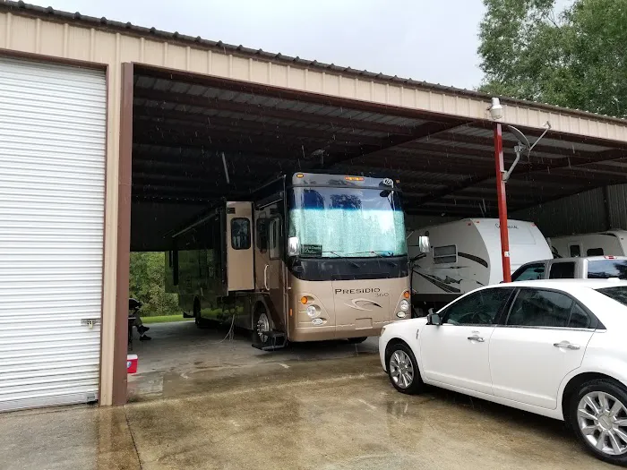 Total RV Living Picture 2