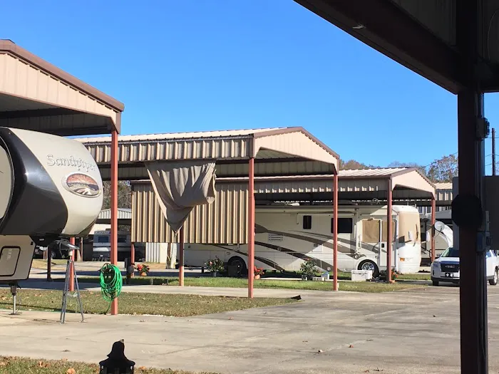 Total RV Living Picture 9