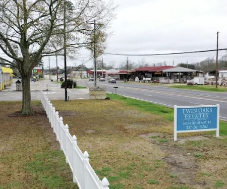 Twin Oaks Mobile Home Community