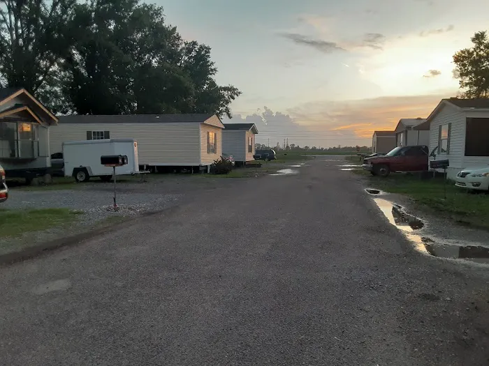 Regs Mobile home and RV park Picture 1