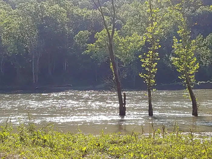 Shoey Camp grounds Picture 2