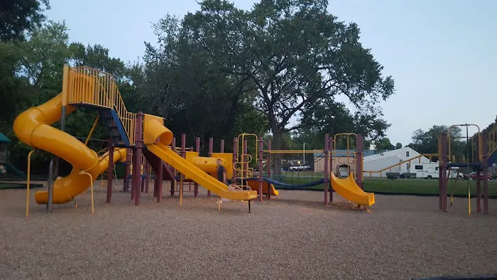 Roubidoux Spring Campground & RV Park Picture 3