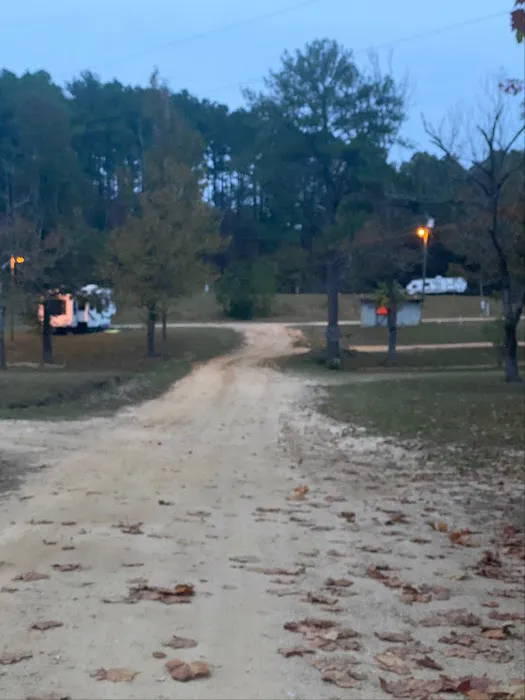 Bay Springs RV Park Picture 1