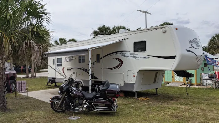 Sabal Palm RV Resort Picture 3