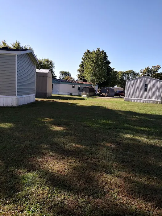 Enchanted Village Manufactured Home Community Picture 3