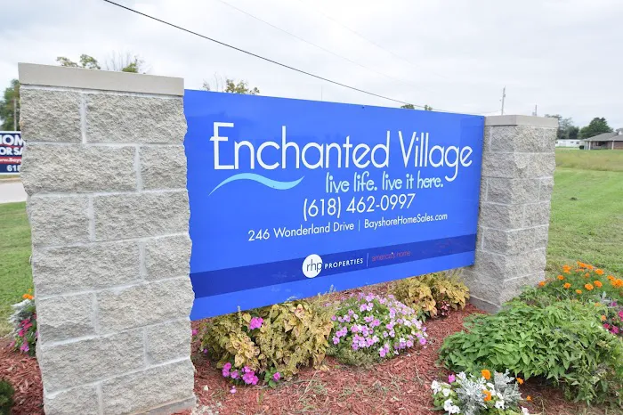 Enchanted Village Manufactured Home Community Picture 7