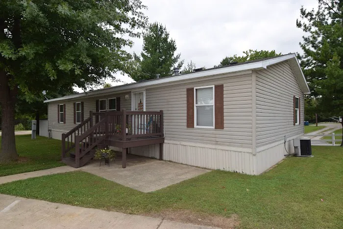 Enchanted Village Manufactured Home Community Picture 6