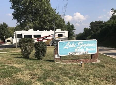Lake Suzanne MH Park