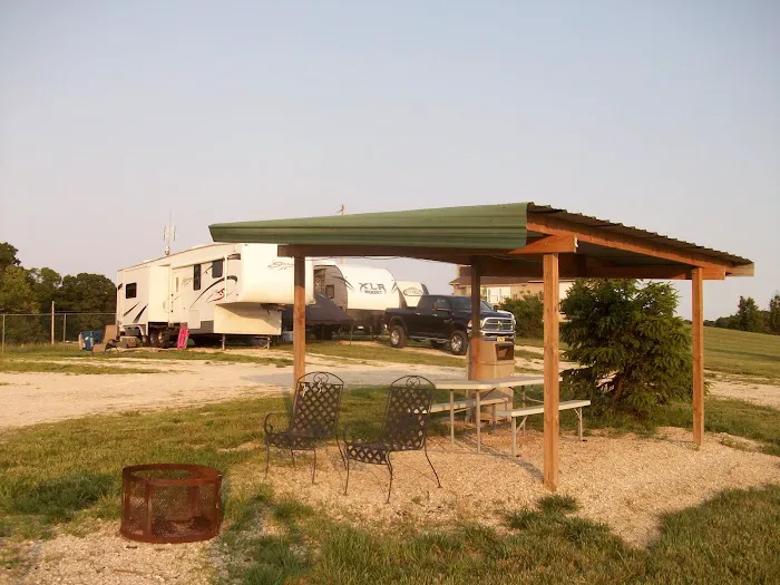 Hermann Horse RV and Camp park Picture 4