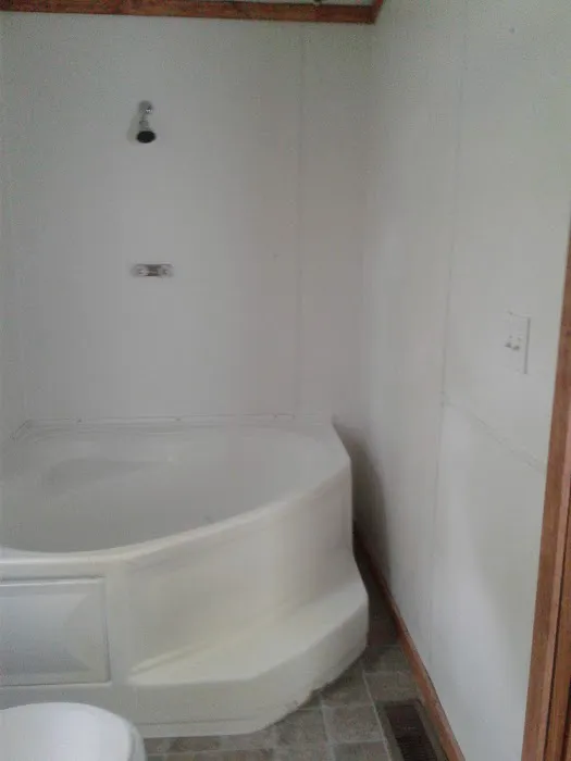 Mascoutah Manor Picture 2