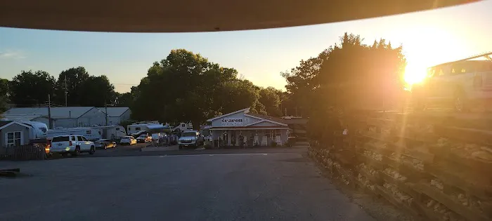 Beacon RV Park Picture 1