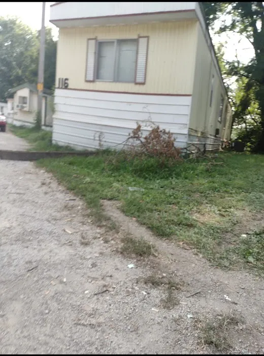 Neighbors Of The Meadows Picture 4