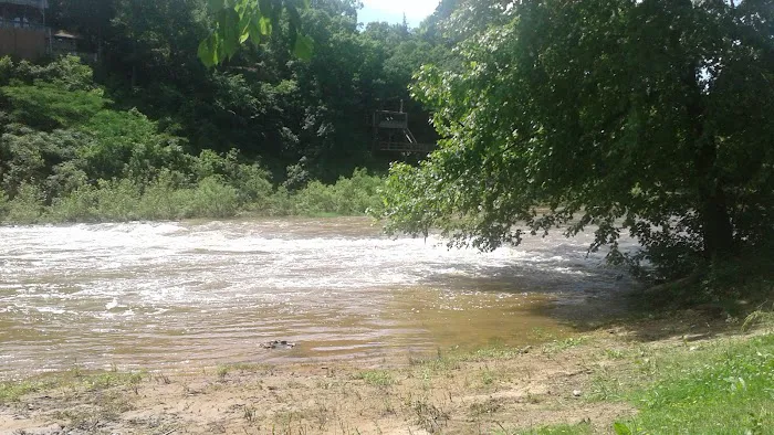 Griffin Park RV Park and Campground Picture 5
