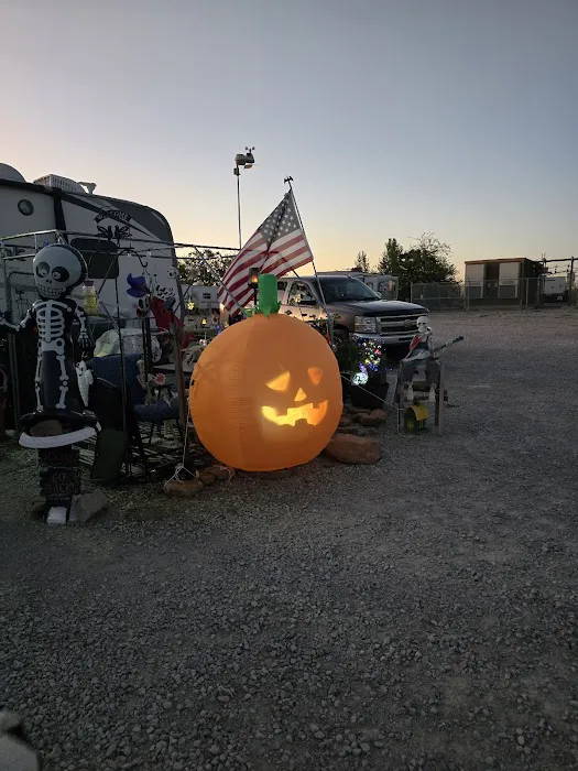 At Home RV Park Picture 6
