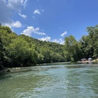 Riverside Resort ico