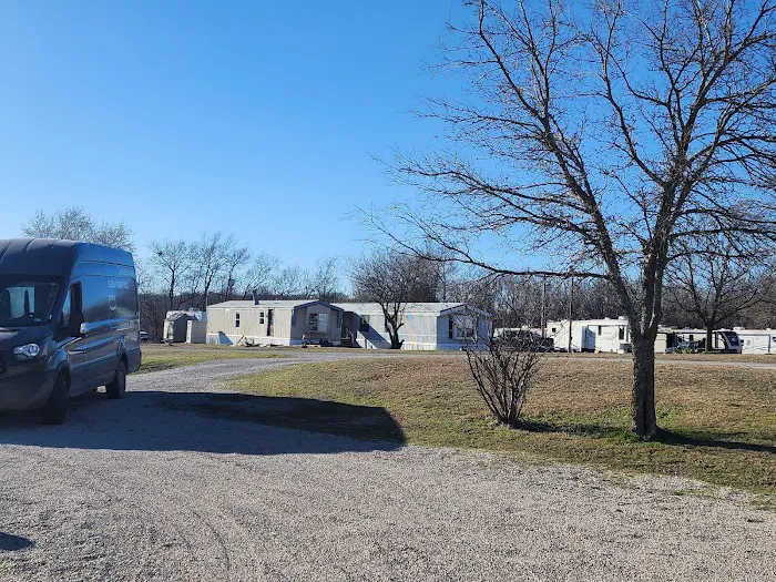 Christ Outpost RV Park Picture 7
