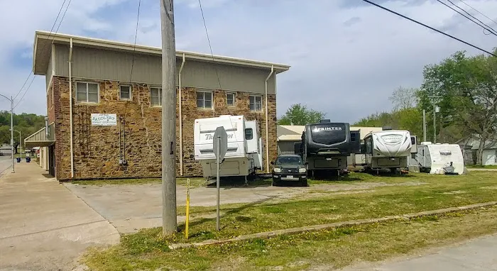 Jeff Wade RV Park Picture 3