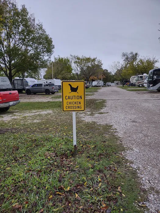 East Texas RV Park Picture 1