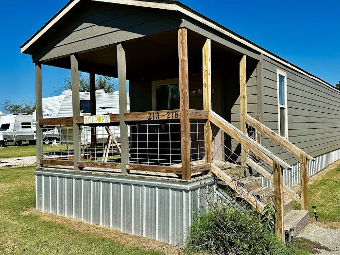 The Homestead Yantis RV & Tiny Home Community Picture 2