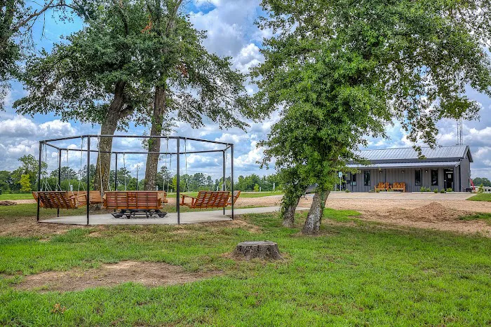 Cross Timbers RV Park Picture 9