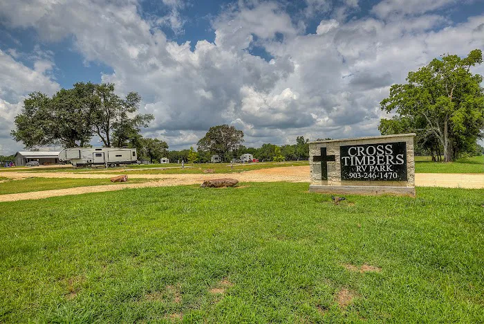 Cross Timbers RV Park Picture 10