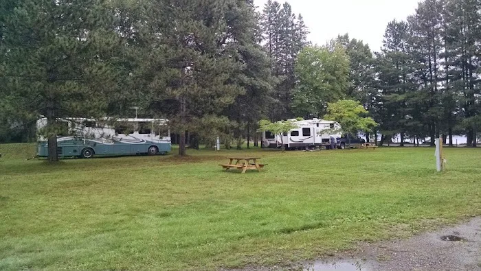 Moen Lake Campground & RV Park Picture 7