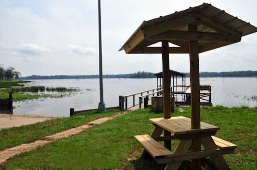 North Shore Landing RV Park, Cabins and Guest House Picture 3