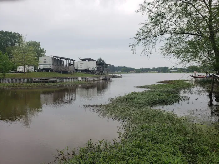 Rolling Fork RV Park Picture 7