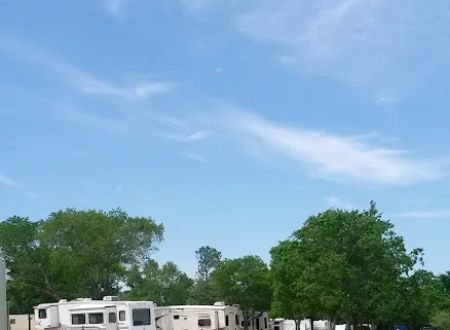 Sharpe's Pecan Estates Mobile Home/RV Park