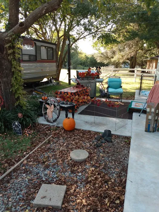 Meadowview Mobile Home & RV Picture 3