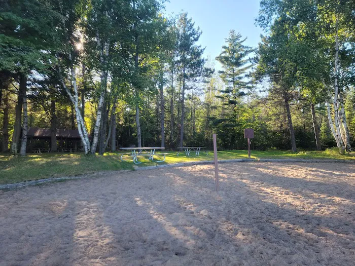 Lac Vieux Desert Campground Picture 3
