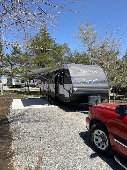 Fossil Ridge RV Park Picture 4