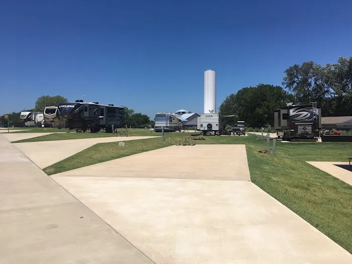 Lake Texoma RV Resort Picture 6