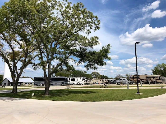 Lake Texoma RV Resort Picture 3