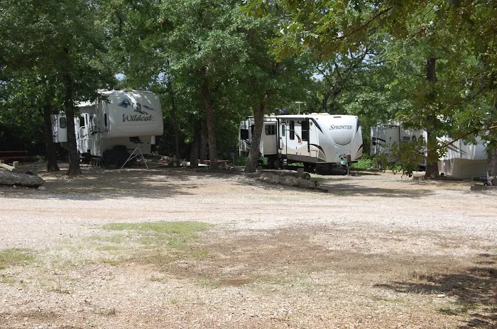 Shady Oaks RV Park Picture 1