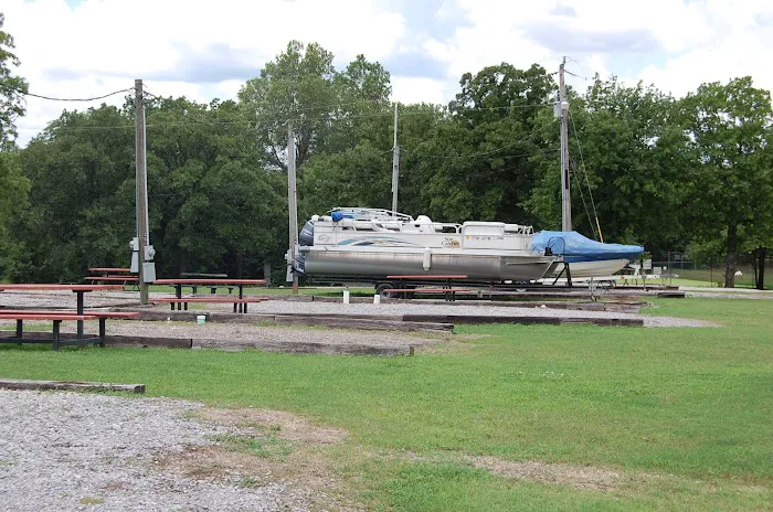 Shady Oaks RV Park Picture 2