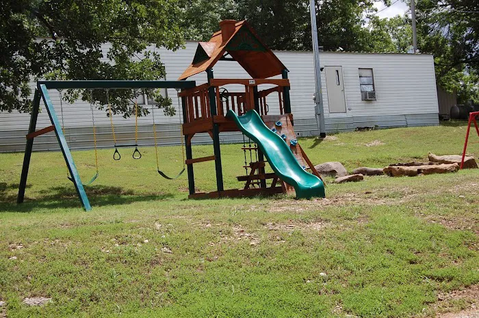 Shady Oaks RV Park Picture 5