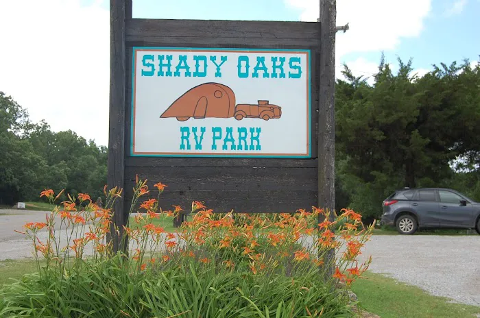 Shady Oaks RV Park Picture 3
