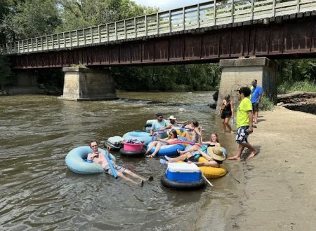 Rock-n-Row Adventures Iowa River Tubing