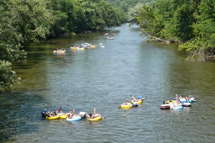 Rock-n-Row Adventures Iowa River Tubing Picture 8