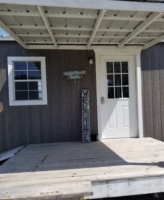 Wandering Lakes RV Park Picture 2