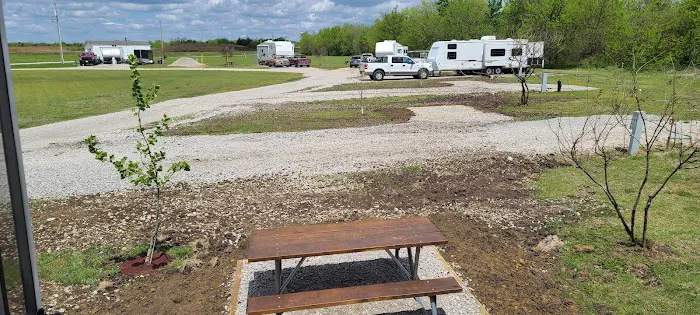 Horseshoe Acres RV/Mobile Home Park Picture 2